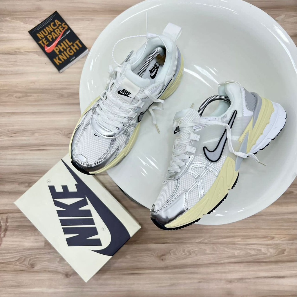 NIKE V2K