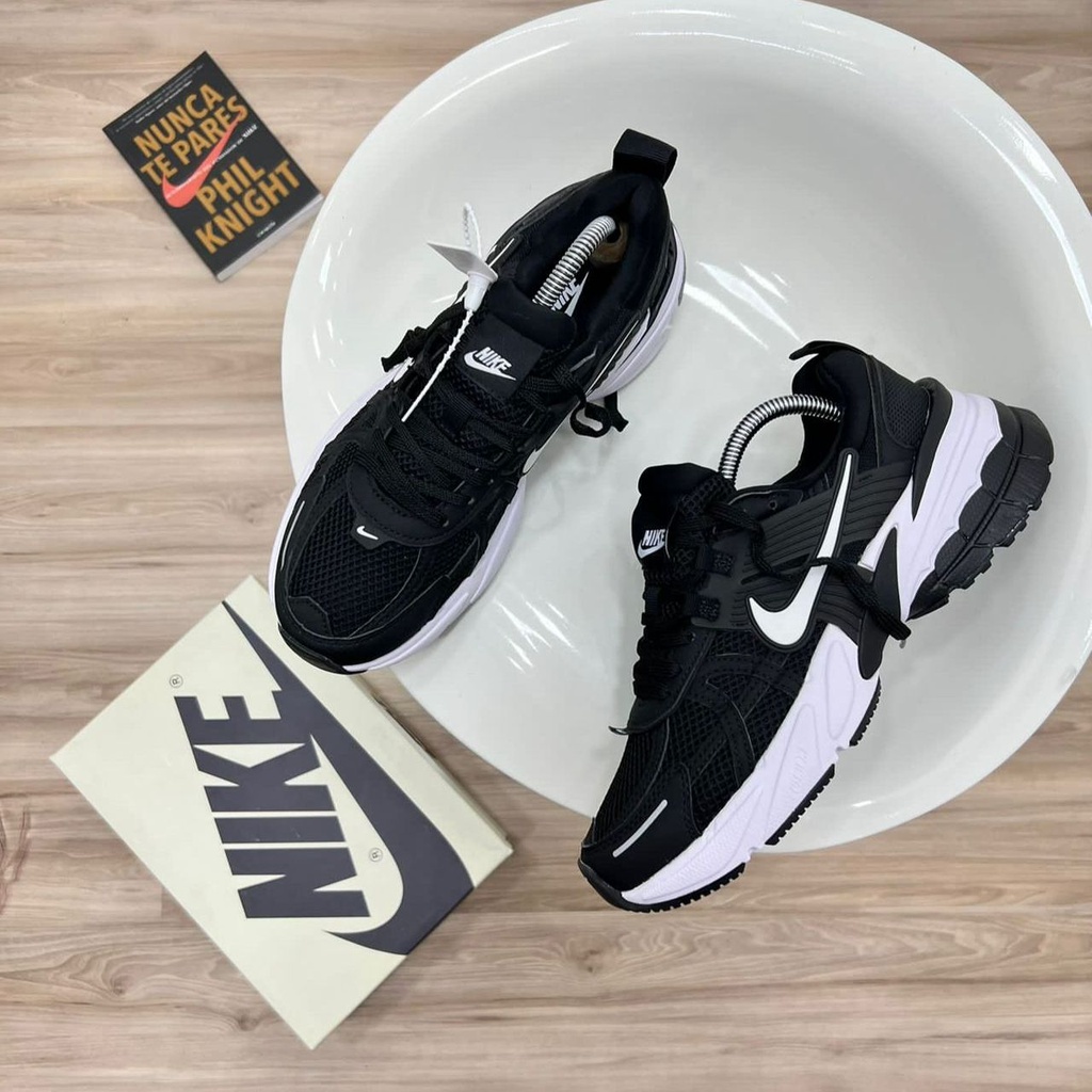 NIKE V2K