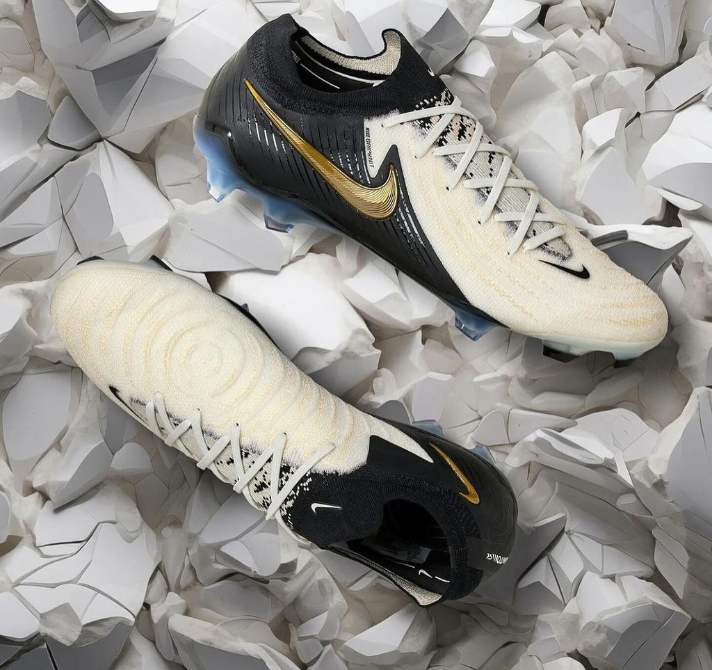 Nike phantom